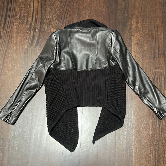 Line Leather jacket - Picture 4 of 5